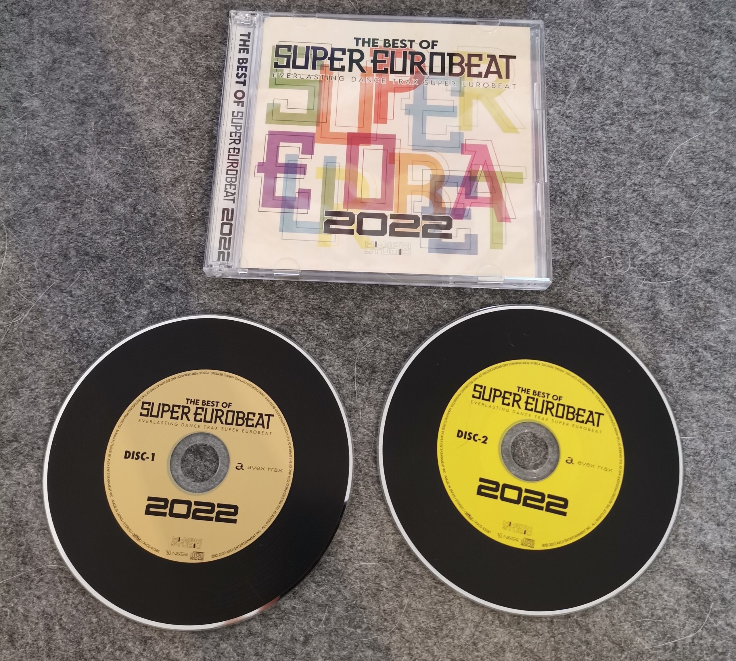 Die Hülle und CDs der "Best of Super Eurobeat 2022"